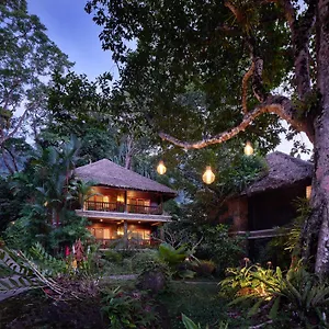 Semesteranläggning (resort) Khaolak Paradise, Khao Lak
